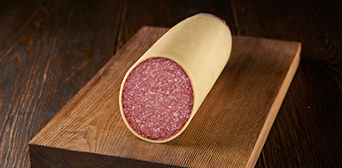 Salami im Käsemantel